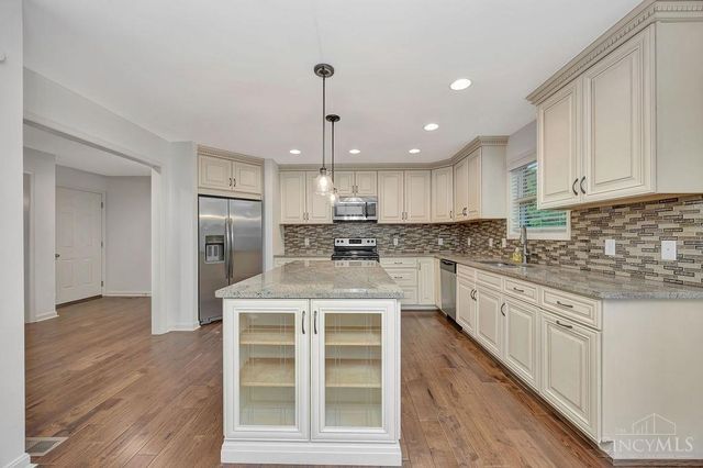 5379 Rentschler Estates Drive, Fairfield Twp, OH 45011