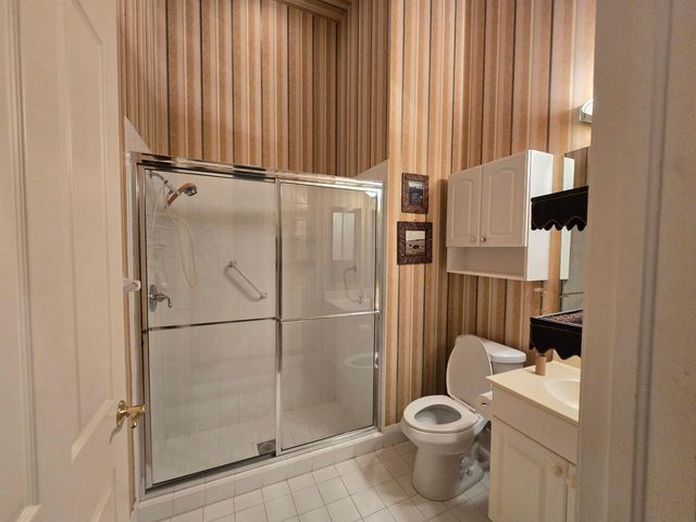 6846 Fairway Lakes Drive, Boynton Beach, FL 33472