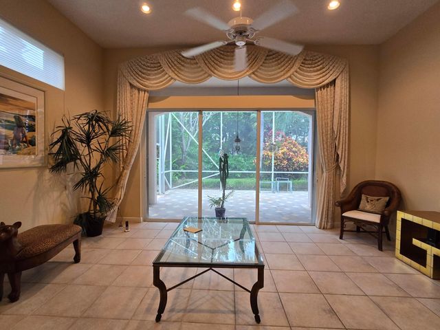 6846 Fairway Lakes Drive, Boynton Beach, FL 33472