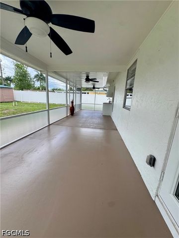 2200 51st TER SW, Naples, FL 34116