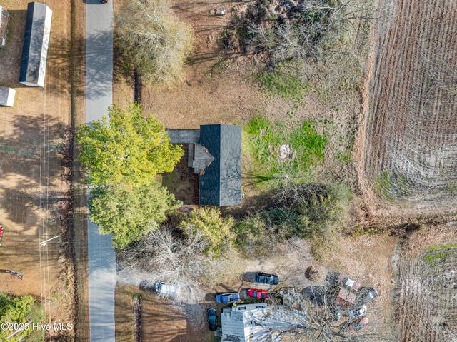 2685 Railroad Street, Farmville, NC 27828