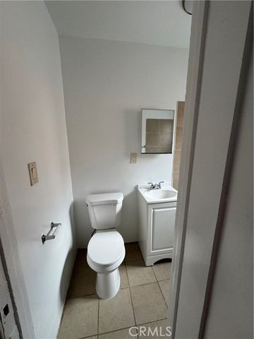 1636 Pacific, Long Beach, CA 90813