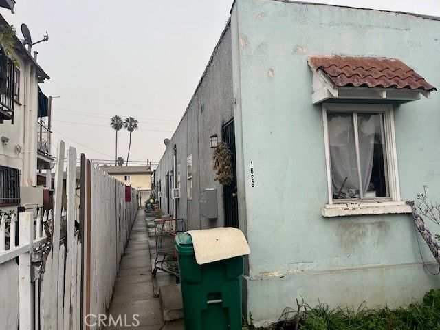 1636 Pacific, Long Beach, CA 90813