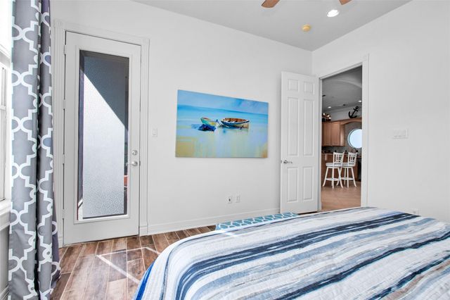 168 Lake Point C103 Boulevard, Conroe, TX 77356