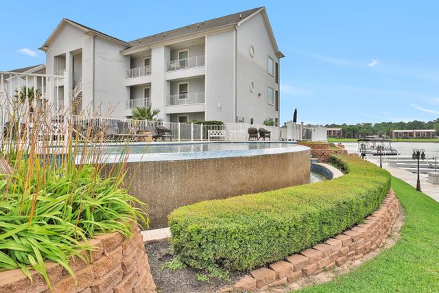 168 Lake Point C103 Boulevard, Conroe, TX 77356