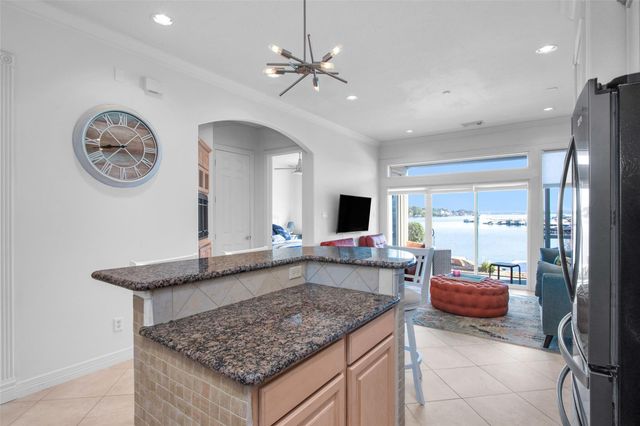 168 Lake Point C103 Boulevard, Conroe, TX 77356