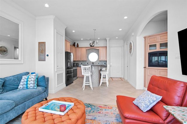 168 Lake Point C103 Boulevard, Conroe, TX 77356