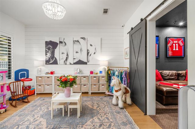 60 Venetia Grove Drive, Tomball, TX 77375