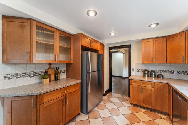 369 View Street, Saint Paul, MN 55102