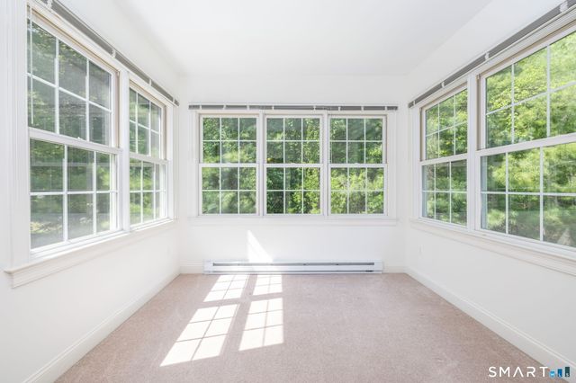 9 Ashton Circle, Simsbury, CT 06070