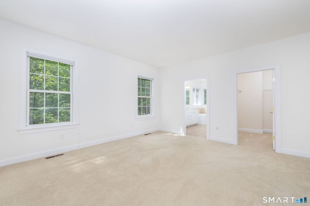 9 Ashton Circle, Simsbury, CT 06070