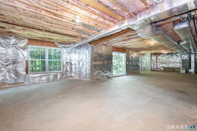 9 Ashton Circle, Simsbury, CT 06070