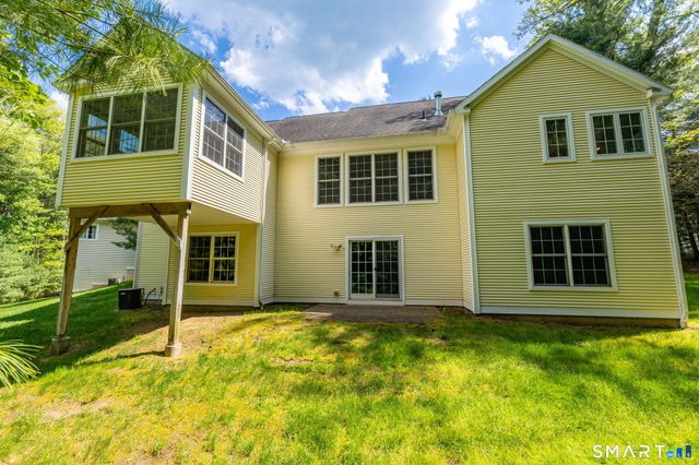 9 Ashton Circle, Simsbury, CT 06070