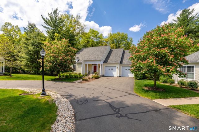 9 Ashton Circle, Simsbury, CT 06070