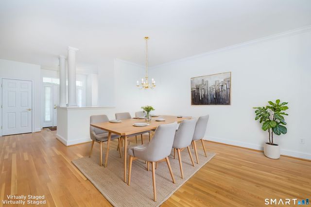 9 Ashton Circle, Simsbury, CT 06070