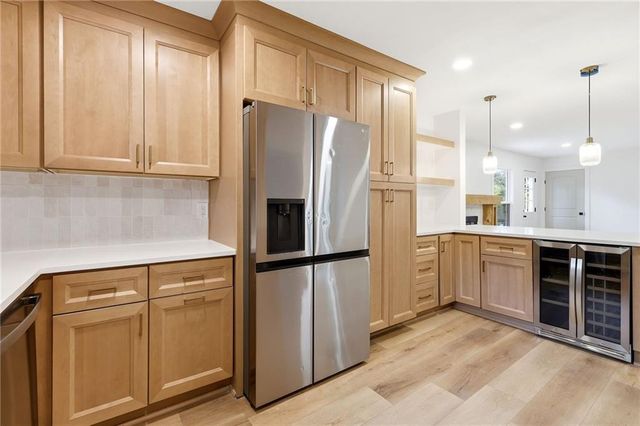 10131 Linden Street, Overland Park, KS 66207