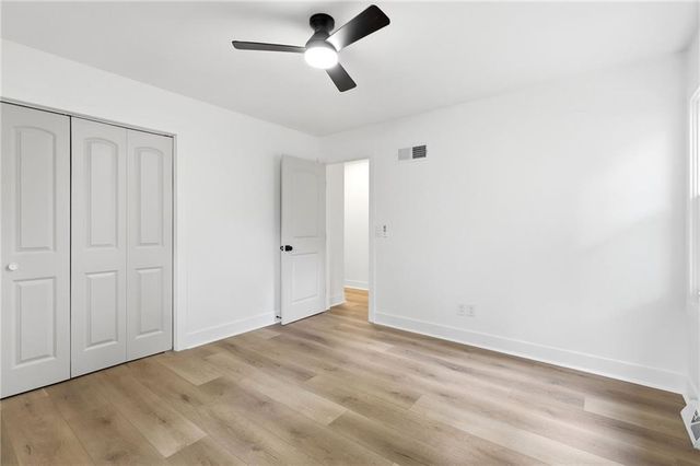 10131 Linden Street, Overland Park, KS 66207