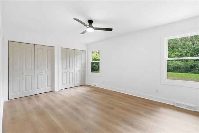 10131 Linden Street, Overland Park, KS 66207