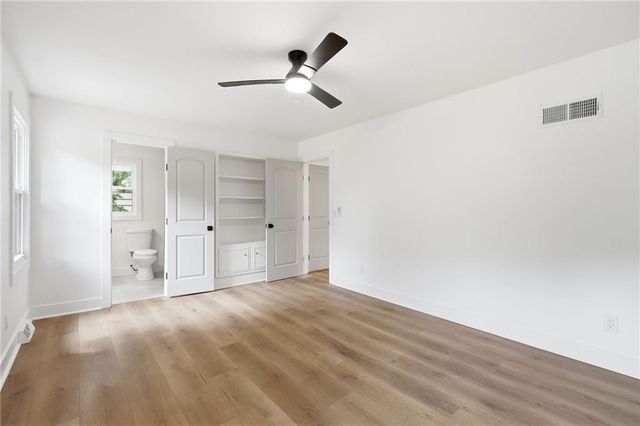 10131 Linden Street, Overland Park, KS 66207