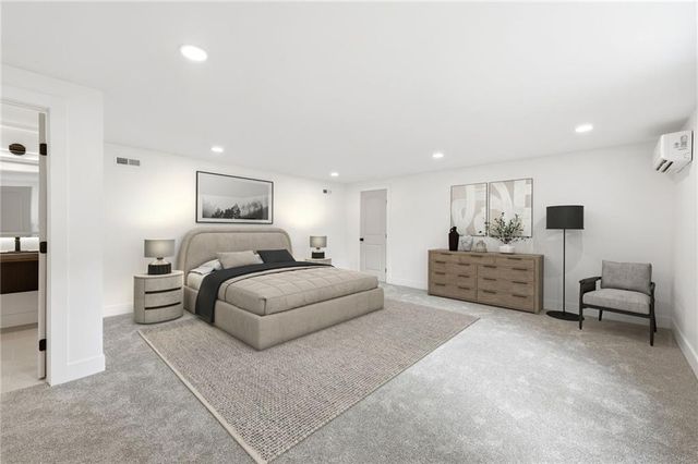10131 Linden Street, Overland Park, KS 66207