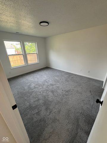 1178 Freemont Lane, Greenwood, IN 46143
