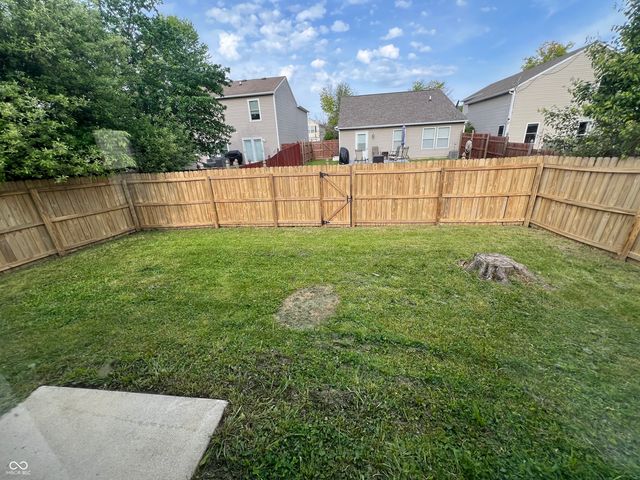 1178 Freemont Lane, Greenwood, IN 46143