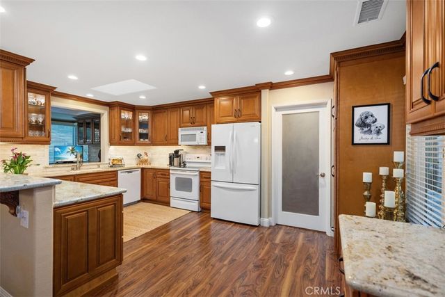 5249 Duenas, Laguna Woods, CA 92637