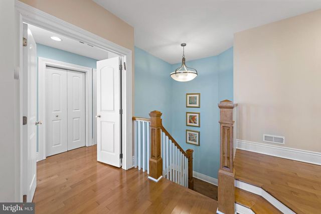 359 W 12TH ST, Ship Bottom, NJ 08008