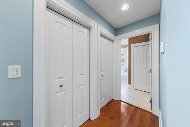 359 W 12TH ST, Ship Bottom, NJ 08008