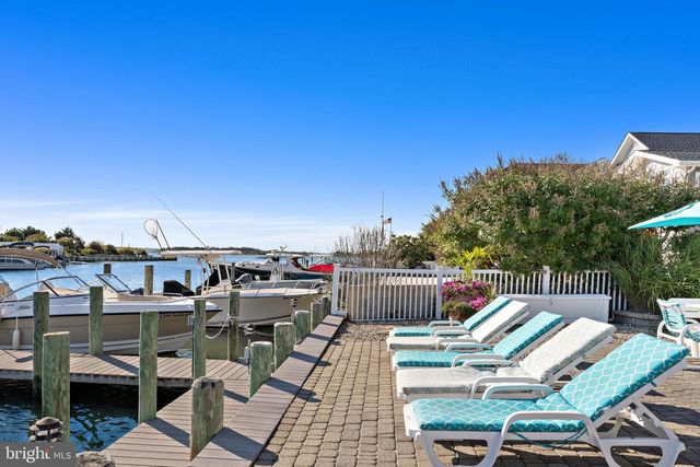 359 W 12TH ST, Ship Bottom, NJ 08008