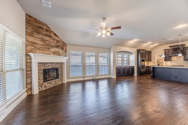 1008 Snowbird Drive, Little Elm, TX 75068