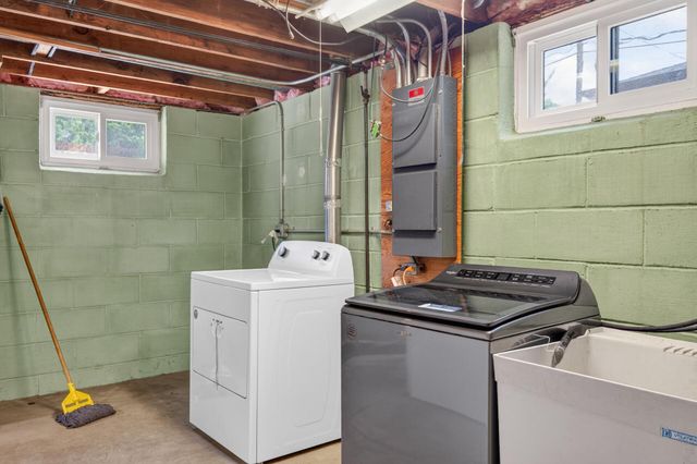 6801 Orchard Avenue N, Brooklyn Center, MN 55429