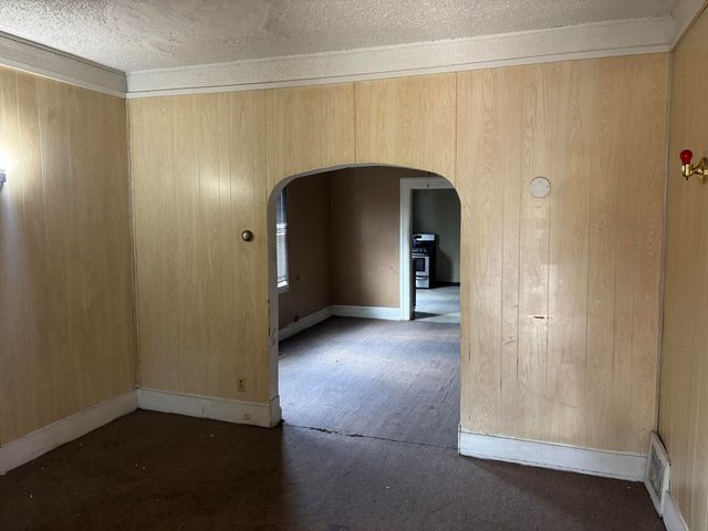 4856 Carey Street, East Chicago, IN 46312