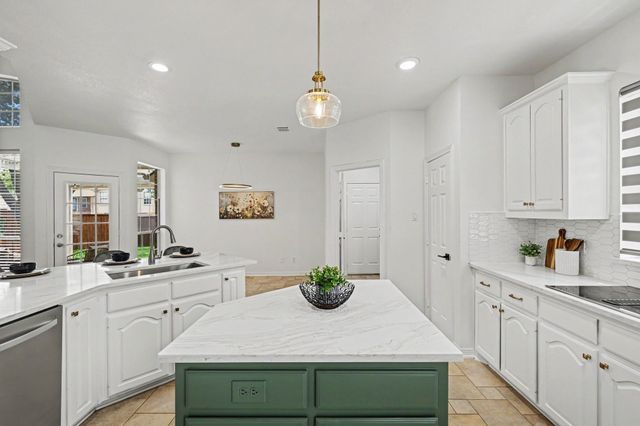 7904 Alderwood Place, Plano, TX 75025