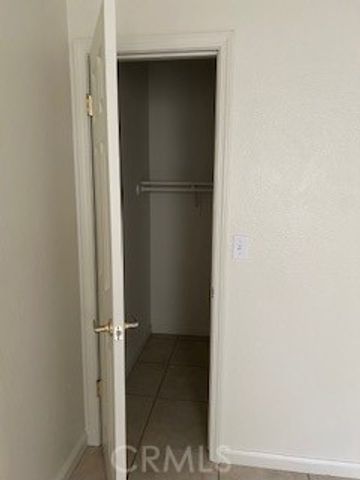 220 220 S Double Tree, Madera, CA 93637