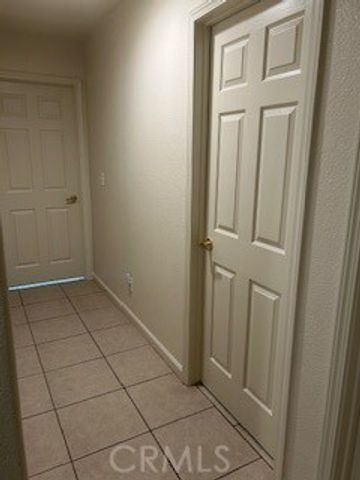 220 220 S Double Tree, Madera, CA 93637