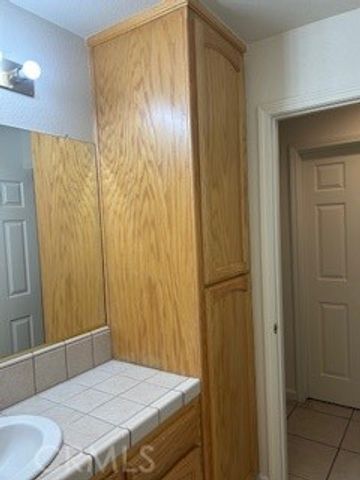 220 220 S Double Tree, Madera, CA 93637