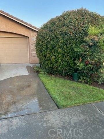 220 220 S Double Tree, Madera, CA 93637