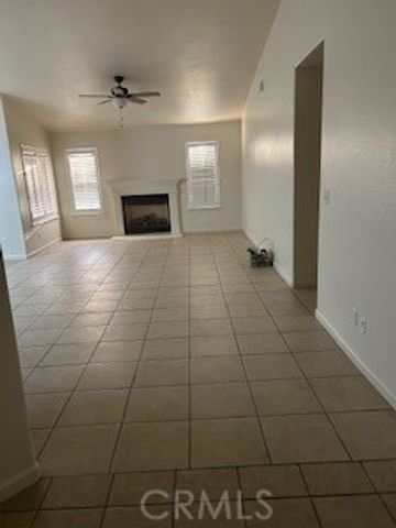 220 220 S Double Tree, Madera, CA 93637