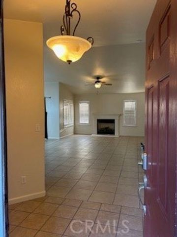 220 220 S Double Tree, Madera, CA 93637