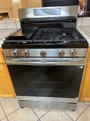 220 220 S Double Tree, Madera, CA 93637