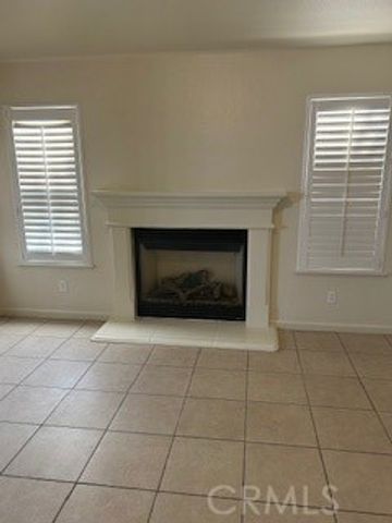 220 220 S Double Tree, Madera, CA 93637