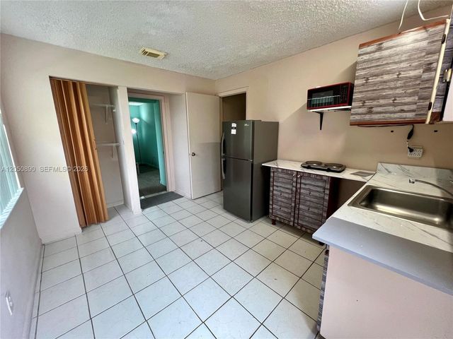25935 SW 123rd Avenue, Homestead, FL 33032