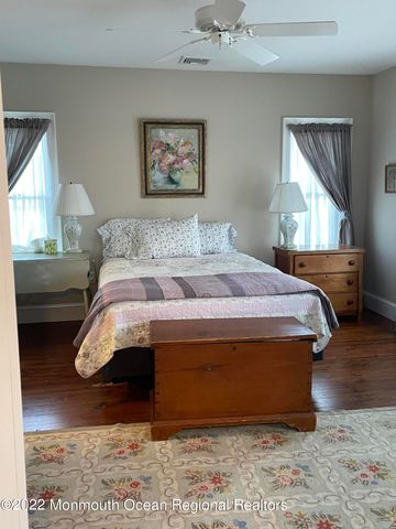 15 Pitman Avenue, Ocean Grove, NJ 07756