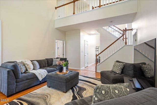100 Mcnaughton Court, Garner, NC 27529