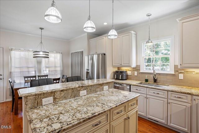 100 Mcnaughton Court, Garner, NC 27529