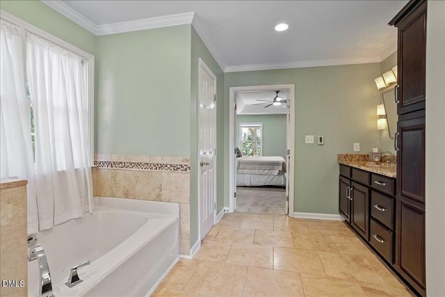 100 Mcnaughton Court, Garner, NC 27529