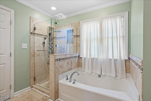 100 Mcnaughton Court, Garner, NC 27529