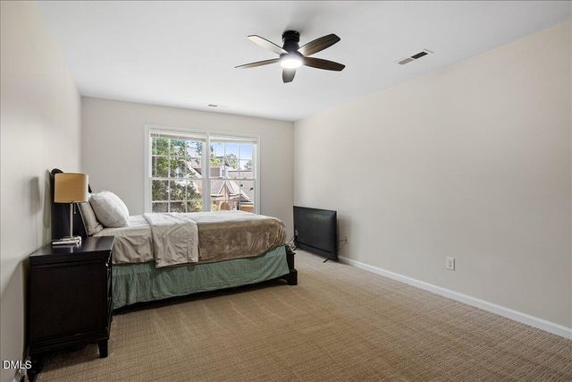 100 Mcnaughton Court, Garner, NC 27529