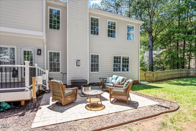 100 Mcnaughton Court, Garner, NC 27529